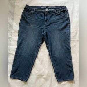 Westport Jeans Womens 22W Blue MED Wash Signature Fit Boyfriend 5-Pocket Cropped